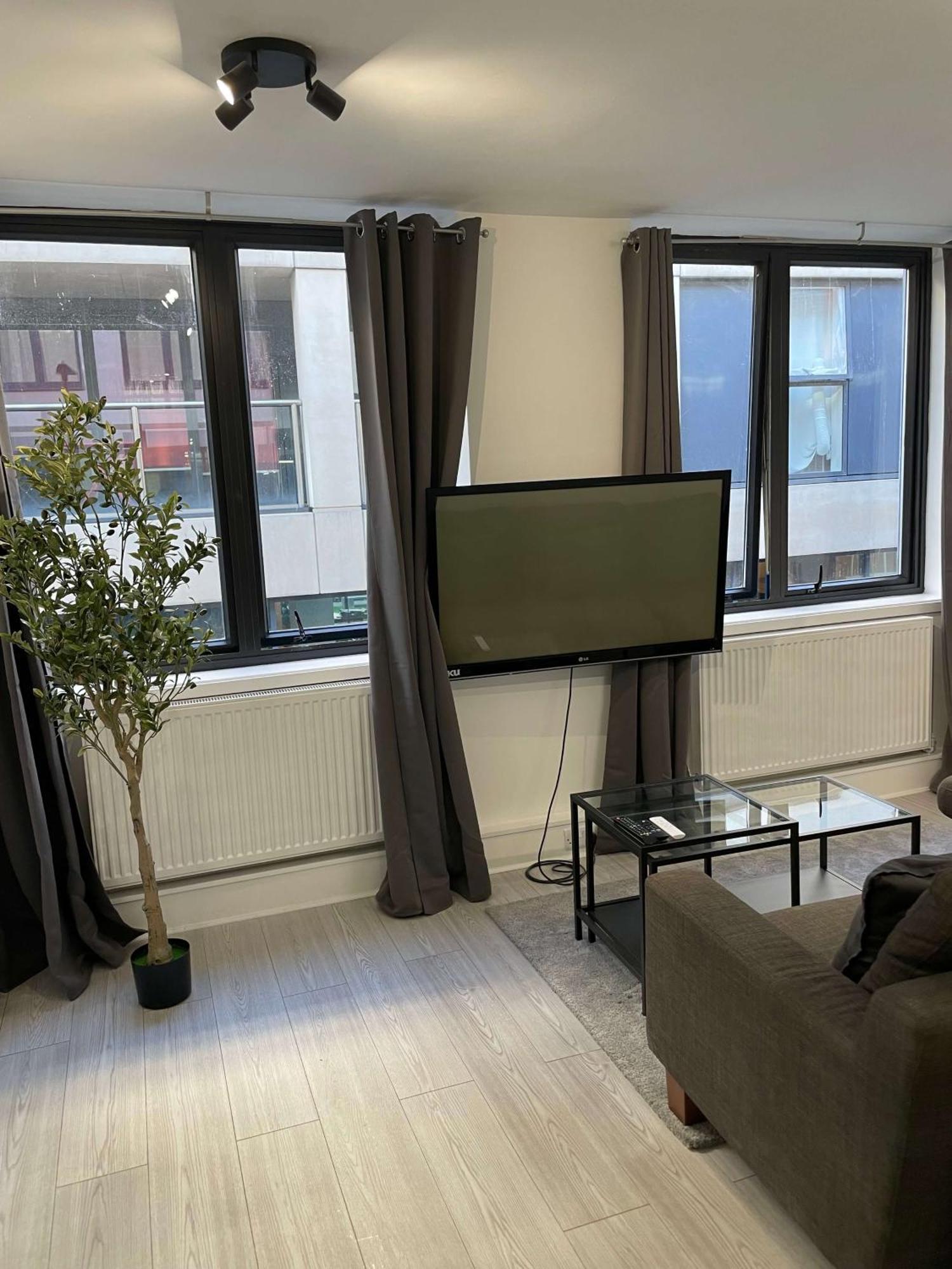 2 Bdrm Contemporary Central London Apartment ภายนอก รูปภาพ