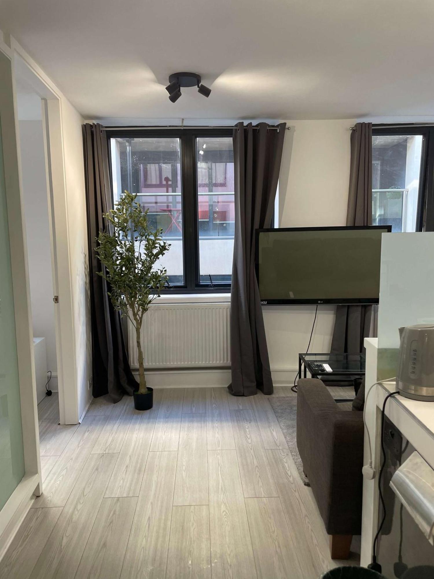 2 Bdrm Contemporary Central London Apartment ภายนอก รูปภาพ